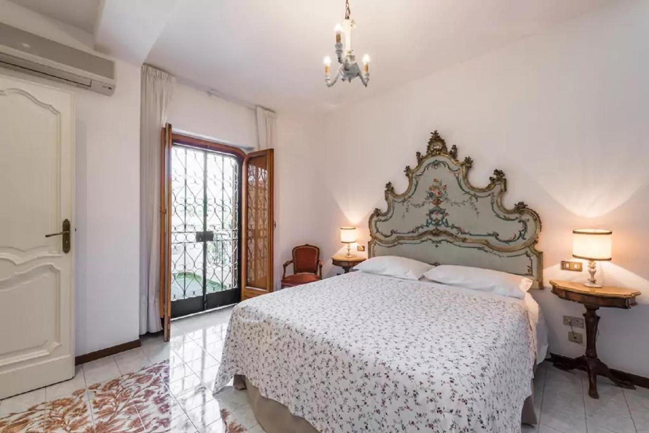 Villa Mary - Oroblu Trani Exteriér fotografie