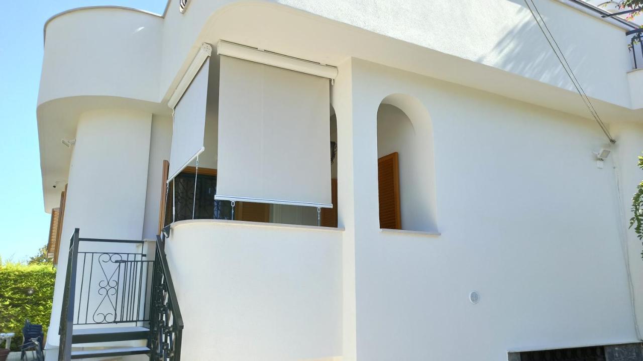 Villa Mary - Oroblu Trani Exteriér fotografie